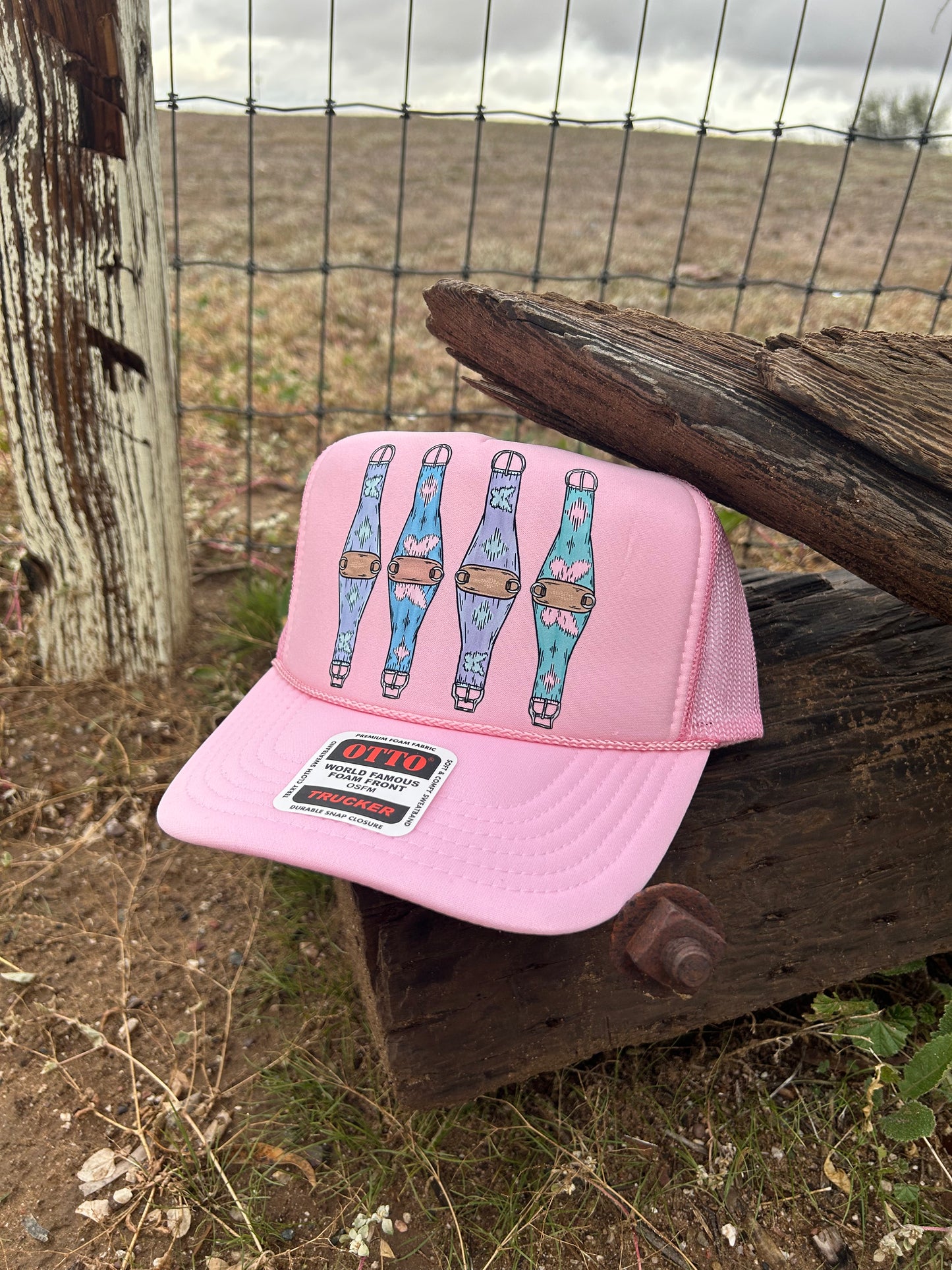 ‘Flutter Cinches’ - Trucker Hat